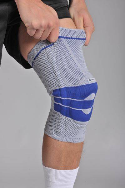 Bauerfeind GenuTrain kniebrace