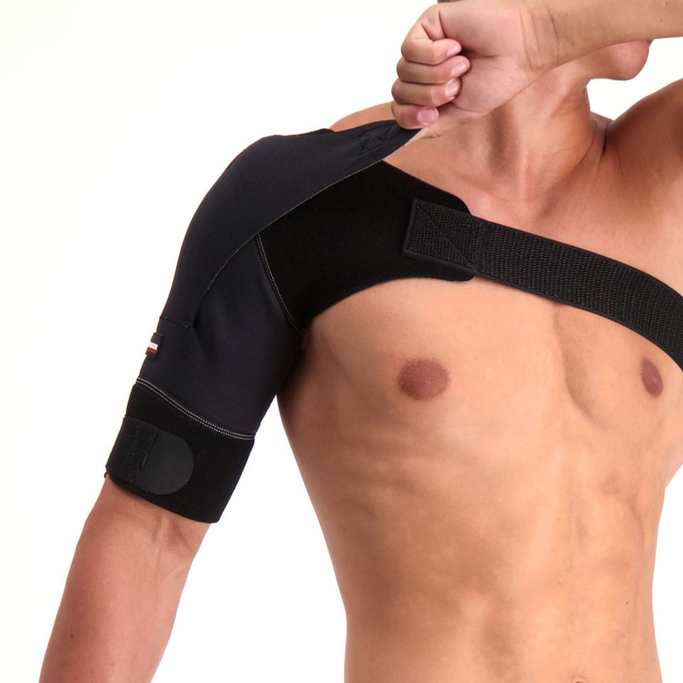Gladiator sports premium lichtgewicht schouderbrace om rechterschouder gedragen
