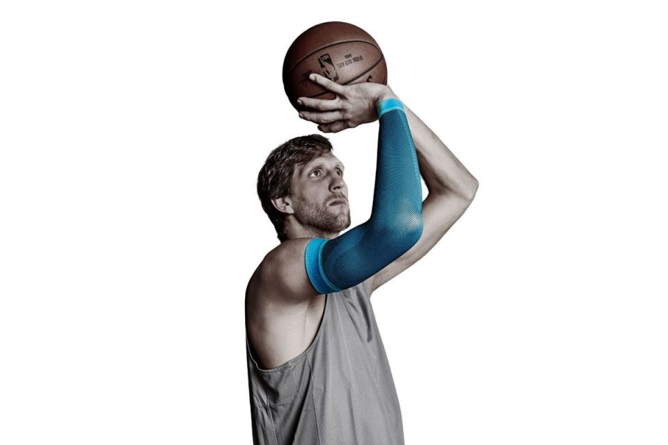 Compressie sleeve NBA Superster Dirk Nowitzk.