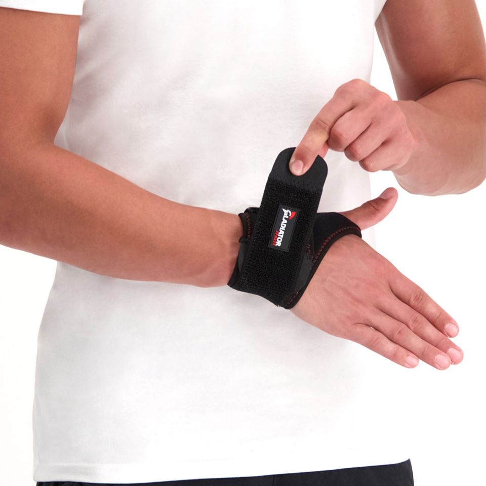 Gladiator Sports Polsbrace Polsbandage model die de brace omdoet