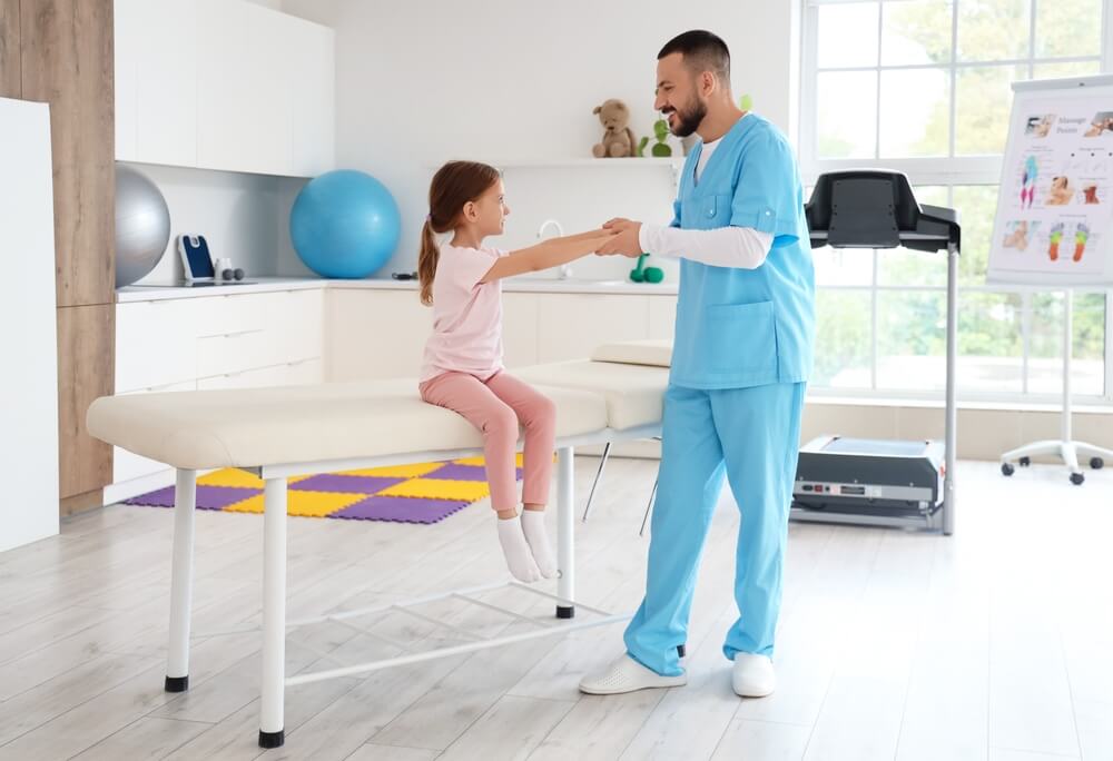 tips voor ouders die een elleboogbrace bij kinderen gebruiken