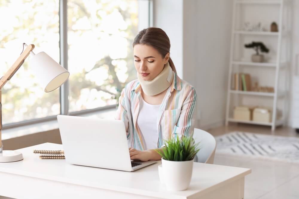 wat is het effect van een nekbrace bij nekpijn