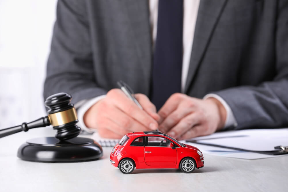 Wat zijn de regels voor autorijden met een achillespeesbrace?