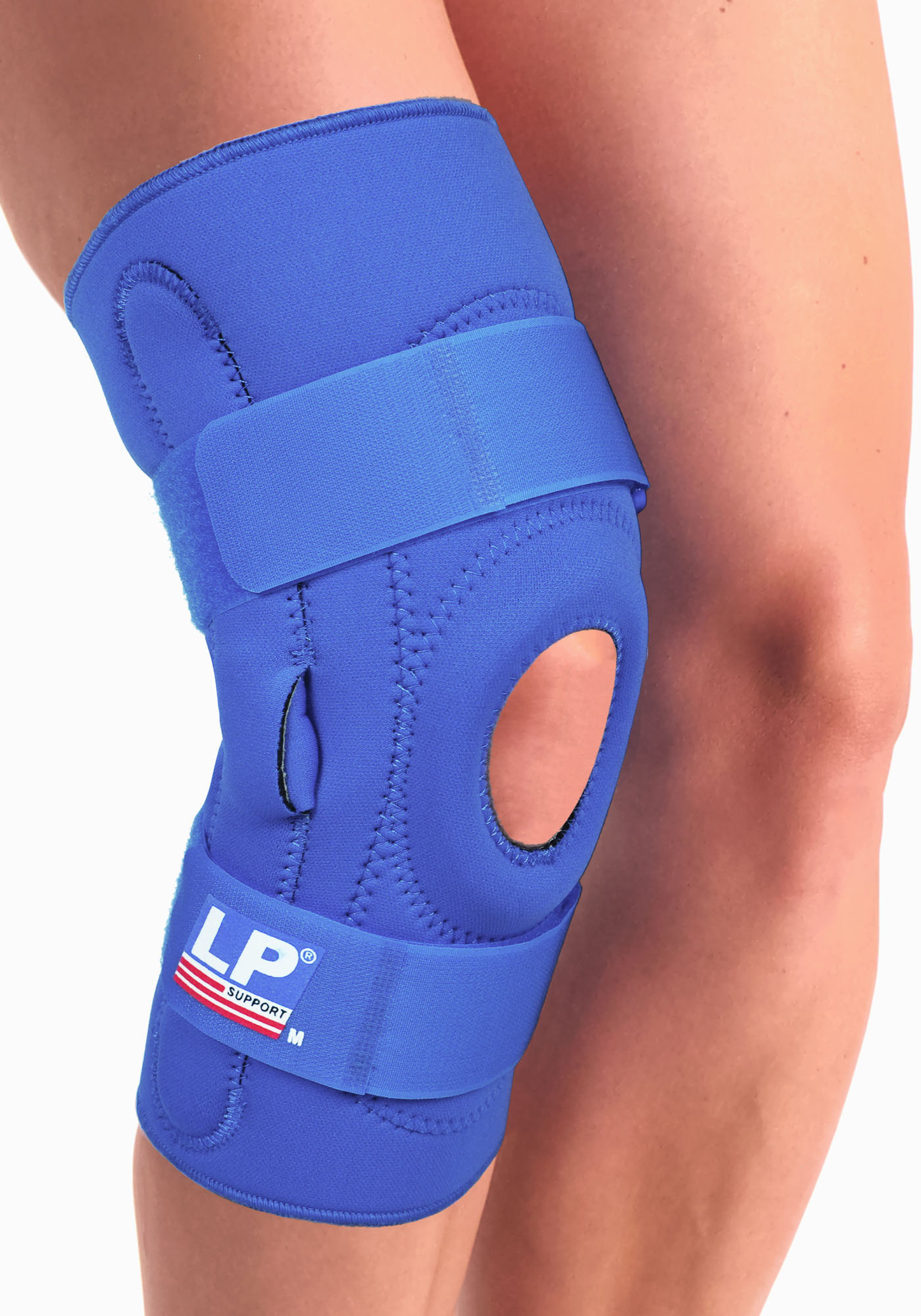 LP Support Kniebrace met scharnieren schuinaanzicht