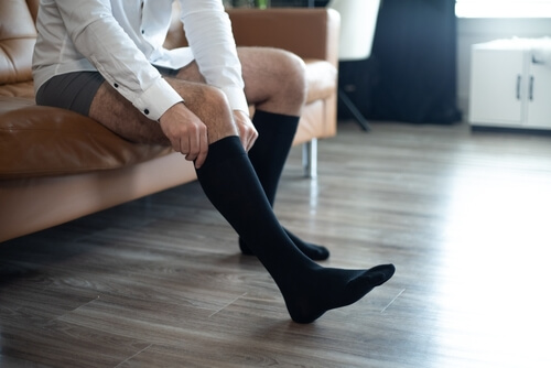 vocht in benen na vliegen voorkomen